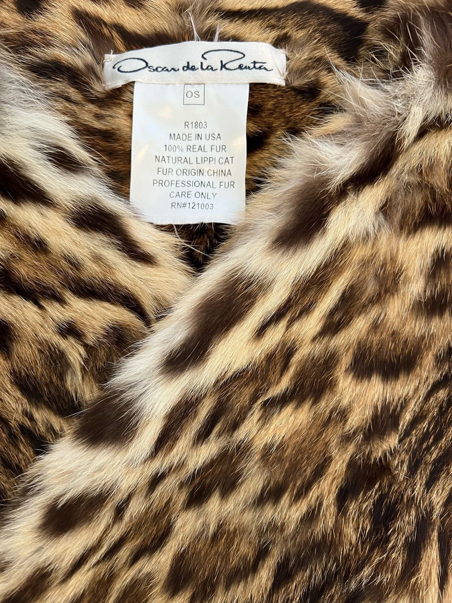 Oscar de la 2024 renta fur coat